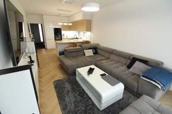 Apartmán na predaj, 2. izbový, Podskalné, Bojnice, - 9