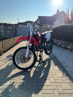 Honda cr125 - 9