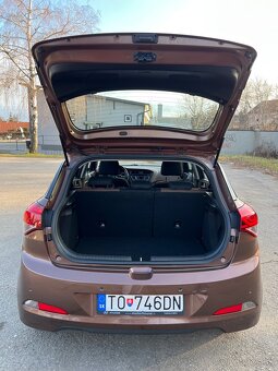 Hyundai i20 1.4 74kw, M6, SK - 9