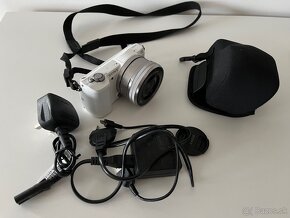 Sony Alpha A5000 E PZ 16-50mm f/3.5-5.6 OSS, Biely kit - 9