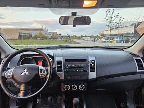 Mitsubishi Outlander 4x4 - 9