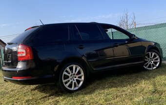 Škoda Octavia II Combi RS 2.0Tdi - 9