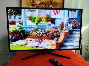 Predám SMART LED TV SAMSUNG UE39F5500AW FULL HD - 9