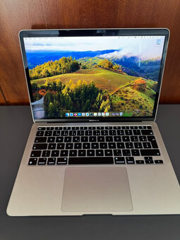 MacBook Air 13" M1 - 9