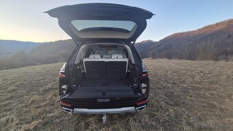 BMW X7 40d xdrive 259kw Automat - 9