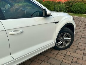 Volkswagen T-Roc 1.5 TSI R-LINE / DSG / 5.000KM / NOVÉ 2024 - 9