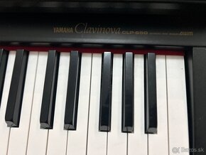 Yamaha Clavinova CLP-650 - 9