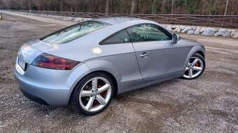 Audi TT 2.0 TFSI - 9