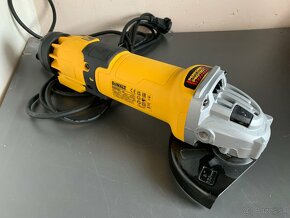 DeWALT DWE4257 - Uhlová brúska 125mm 1500w - 9