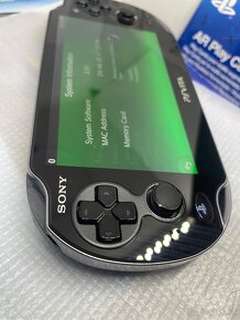 PS VITA PCH-1004 - 9