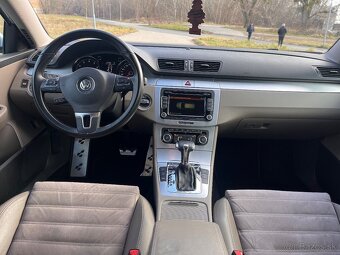 Volkswagen Passat Variant 3.2 Fsi R line - 9