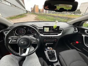 Kia Ceed SW 1,4 Benzin 2020 rv - 9