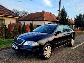 ŠKODA OCTAVIA  1.6 75KW  BENZÍN + PLYN - 9