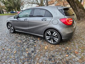 Mercedes-Benz A trieda 180 CDI BlueEFFICIENCY Urban - 9