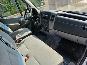 Volkswagen Crafter 2,5 TDI - 9