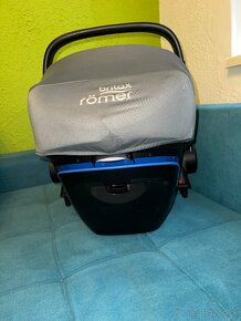 Britax Romer baby safe2 I-size velmi dobrý stav - 9