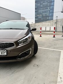 KIA Cee’d Sporty Wagon Combi 100kw AT/7 - 9