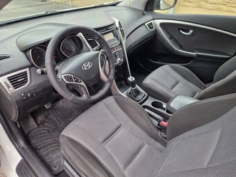 Hyundai i30 1.6crdi - 9