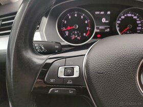 VW Passat B8 LED NAVI SENZORY VYHŘ.SEDAČKY PANORAMA - 9