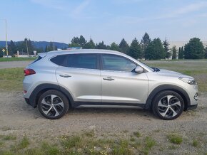 HYUNDAI TUCSON 2.0 CRDi 4x4 automat - 9