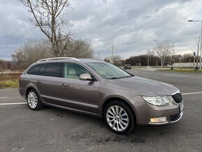 Škoda Superb Combi 3.6 FSI V6 4x4 Elegance DSG - 9