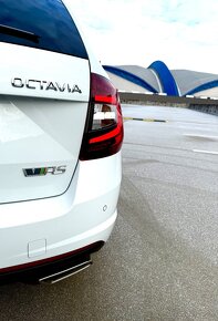 Škoda Octavia RS 2018 DSG Challenge edícia - 9