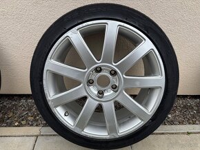 Audi 9-Spoke Wheels R18 - 9