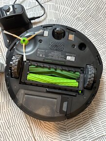 iRobot Roomba i7 - 9