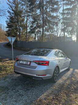 Škoda Superb 3 Sedan 2.0 TDI 140kw 4x4 L&K,Matrix,Kessy - 9