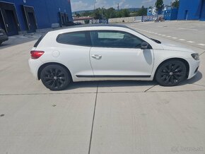 VW Scirocoo 1.4 - 9