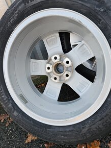 Zimní alu kola Star 16" Škoda Octavia 205/55 R16 - 9