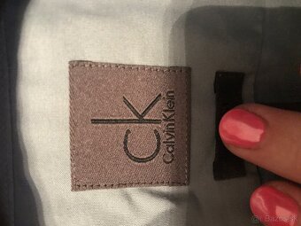 CALVIN KLEIN originál sivá pánska kosela L - 9