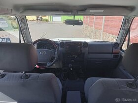 Toyota Land Cruiser GRJ 71 4,0L benzin,manuál,klima,NEW2020 - 9