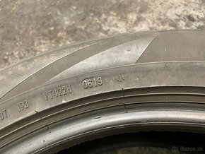 235/50 R20 celorocne pneumatiky - 9