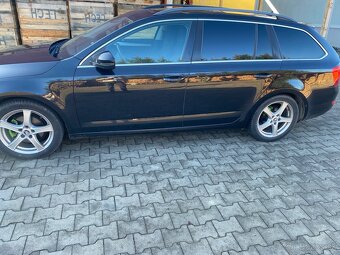 Skoda octavia combi 2.0TDI dsg - 9