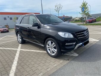 Mercedes Benz ML250 4MATIC - 9