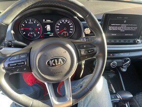 KIA Rio - 9