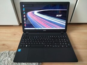 ntb Acer aspire ES1/ 4-jadrový procesor / 8gb ram /240gb ssd - 9