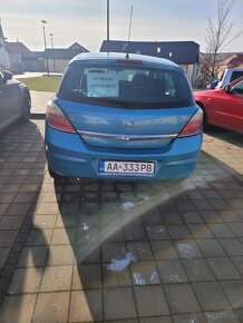 Opel Astra 1.6 - 9