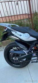 BMW f 800 r - 9