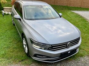 Volkswagen Passat Variant 2.0 TDI EVO Business DSG - 9