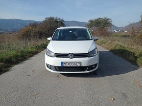 Volkswagen Touran - 9