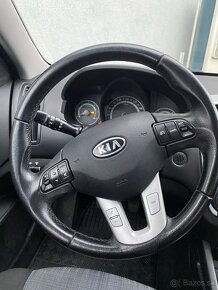 Kia ceed hatchback 1.6 CRDi - 9