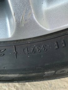 Letné pneumatiky 205/55 R16 s liatinovými diskami /5108 Fo/ - 9