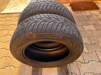 215/60R16 Nokian zimne - 9