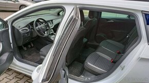 Opel Astra Sport Tourer ST 1.2 Turbo Smile Edition - 9