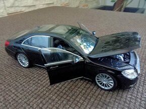 Mercedes Benz S Class - 9