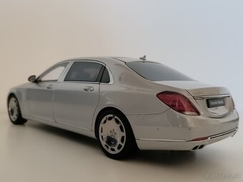 1:18 Mercedes Maybach / Autoart - 9