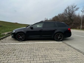 Škoda Octavia Combi 2.0 TDI RS 4x4 DSG - 9