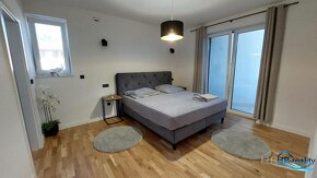 Pag, Novalja – zariadený penthouse v II. rade od mora - 9